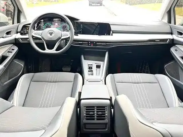 Volkswagen Golf 2022 из CN, фото 7