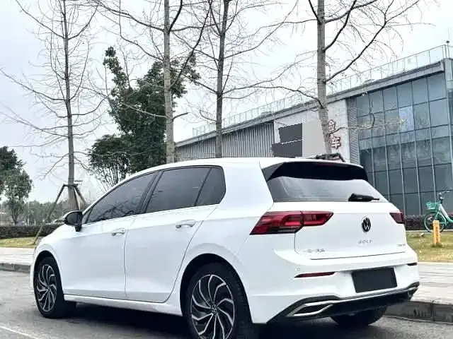 Volkswagen Golf 2022 из CN, фото 6