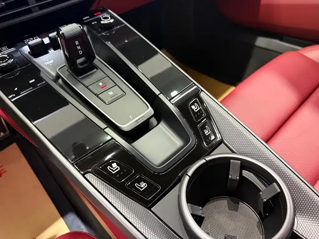 Porsche 911 2023 из CN, фото 10