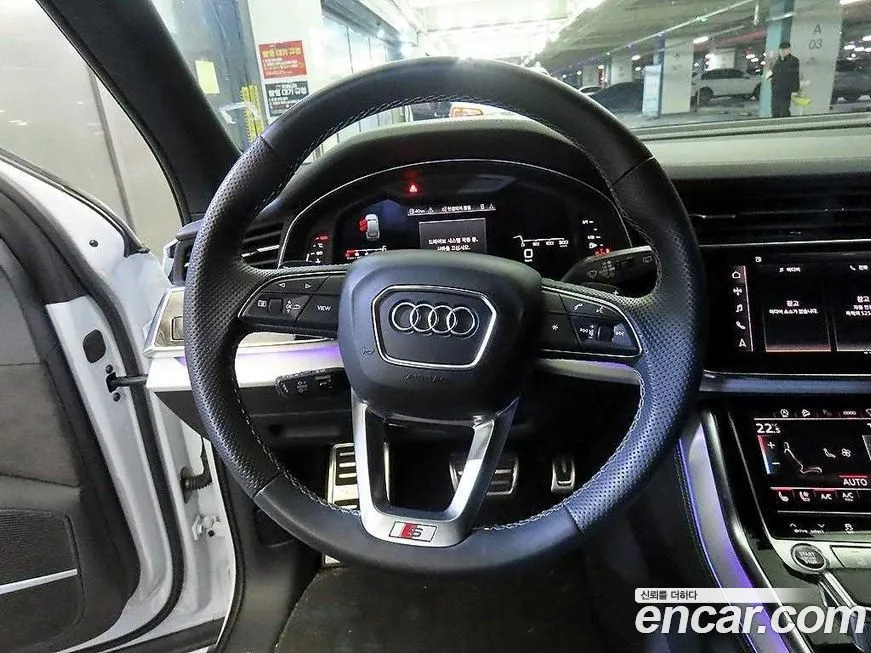 Audi Q7 2022 из KR, фото 9