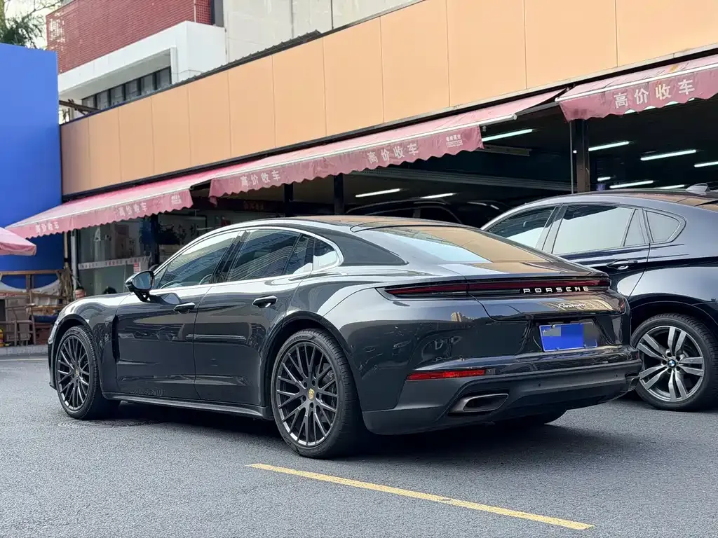 Porsche Panamera 2024 из CN, фото 3