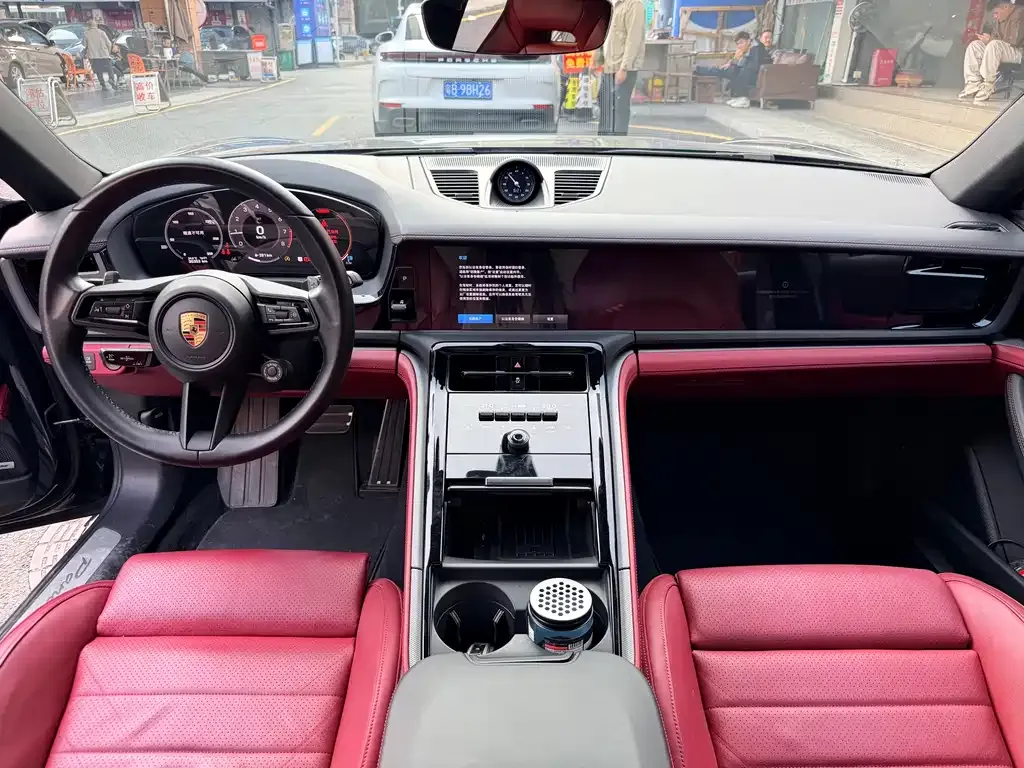 Porsche Panamera 2024 из CN, фото 4