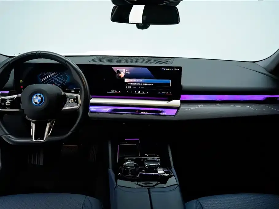 BMW i5 — фото 3