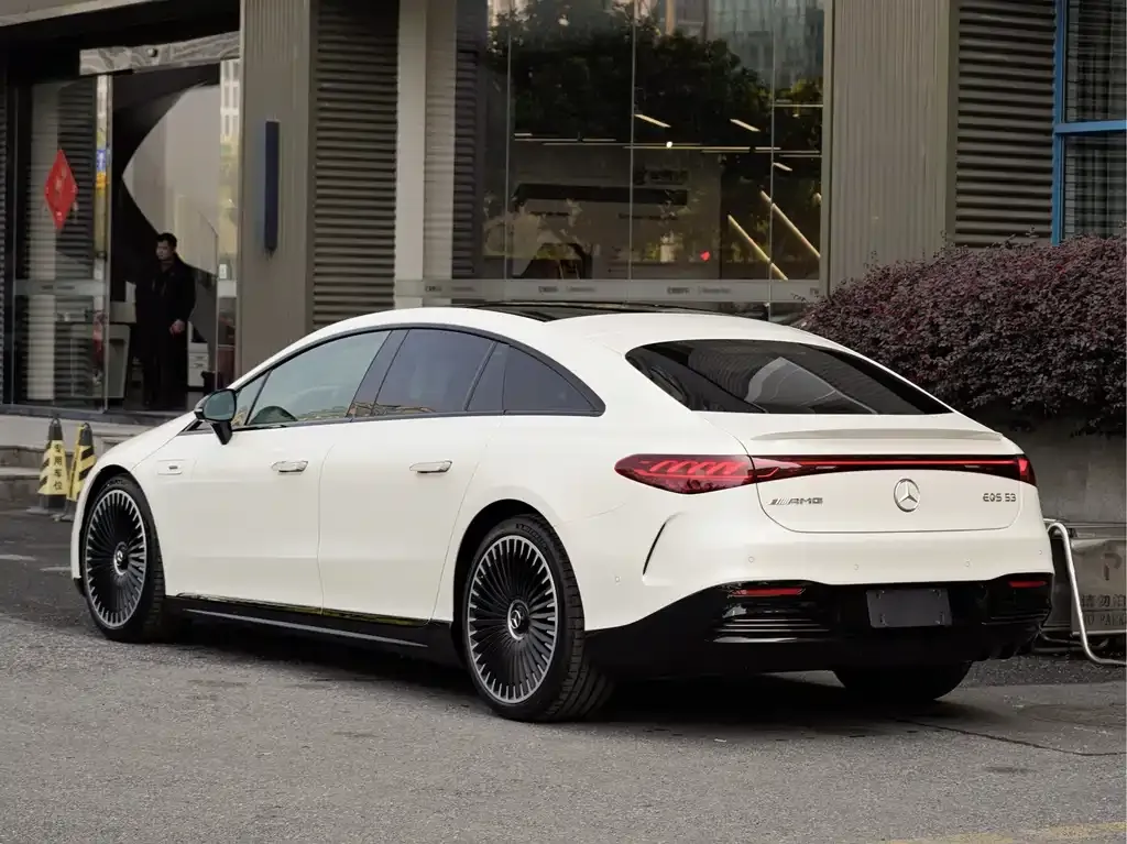 Mercedes-Benz EQS AMG 2024 из CN, фото 10