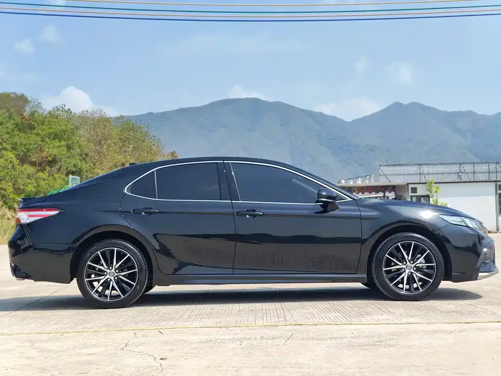 Toyota Camry 2022 из CN, фото 9