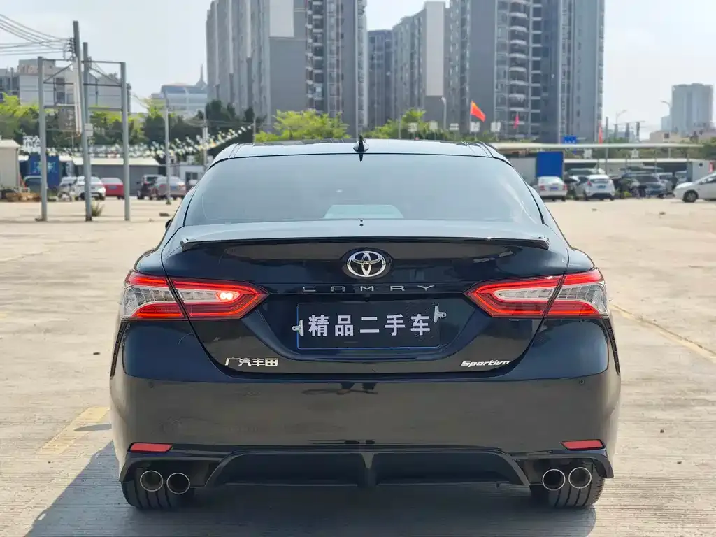 Toyota Camry 2022 из CN, фото 4