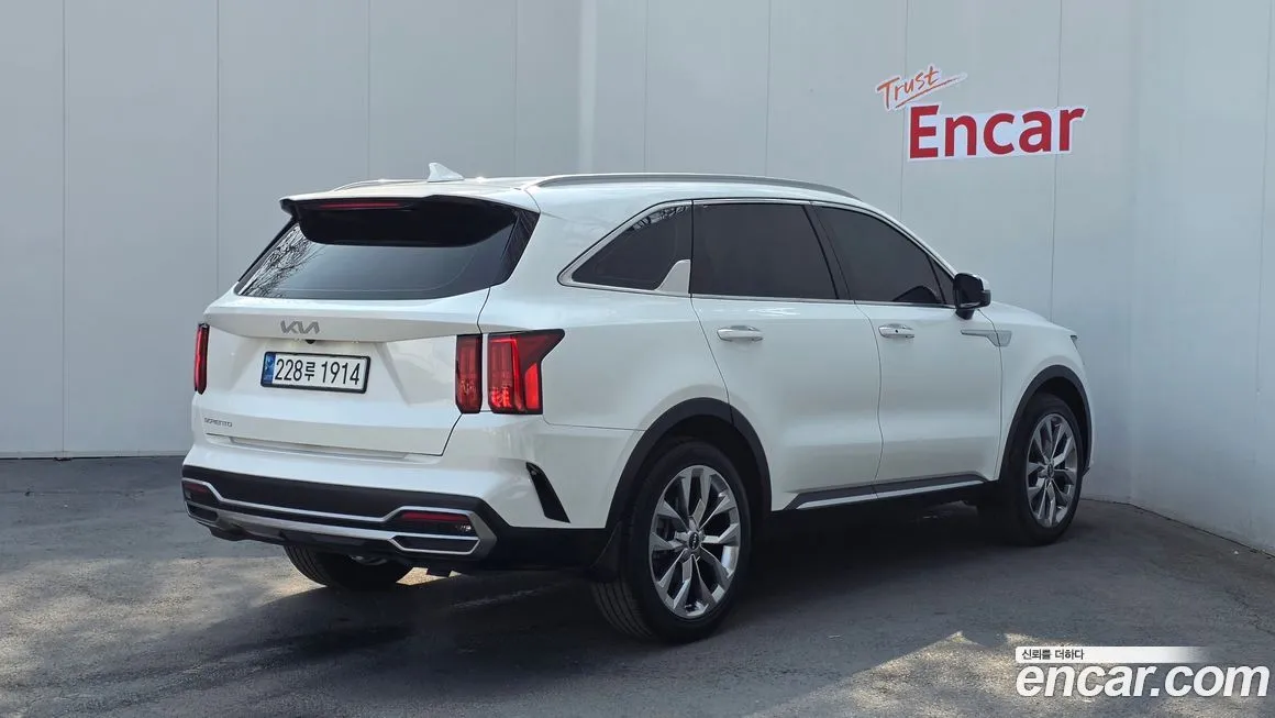 Kia Sorento — фото 4