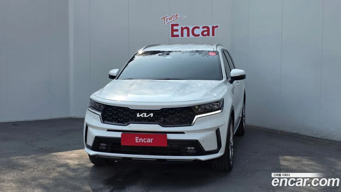 Kia Sorento — фото 9