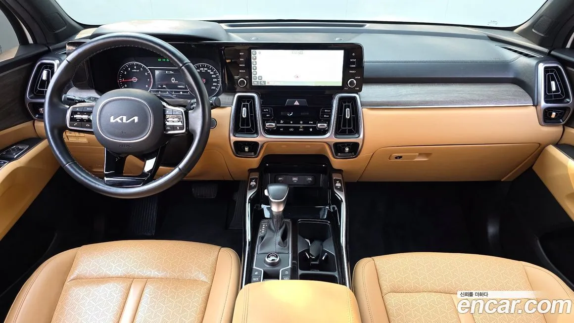 Kia Sorento — фото 10