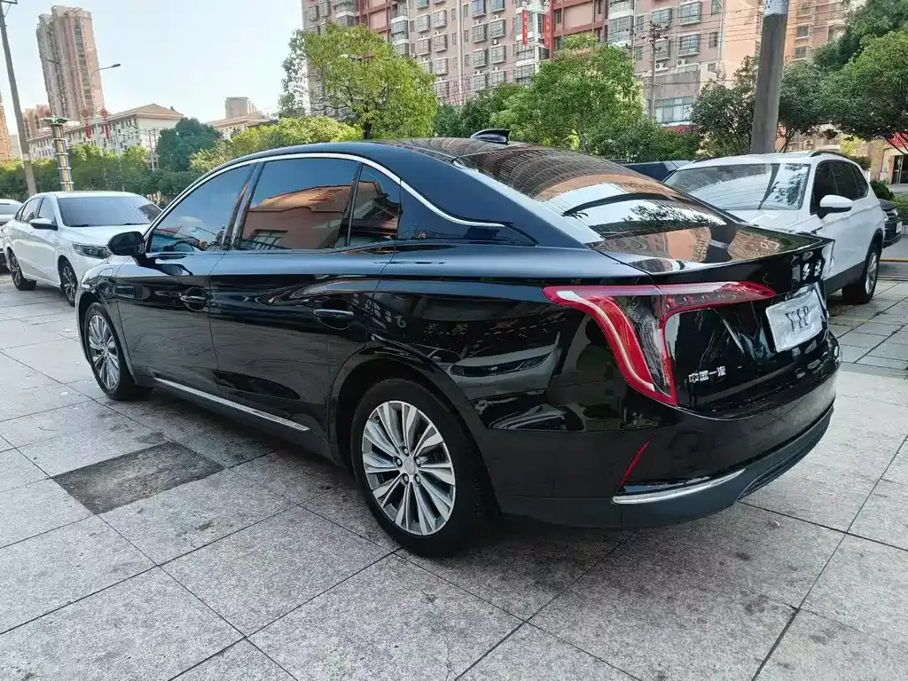Hongqi E-QM5 — фото 5