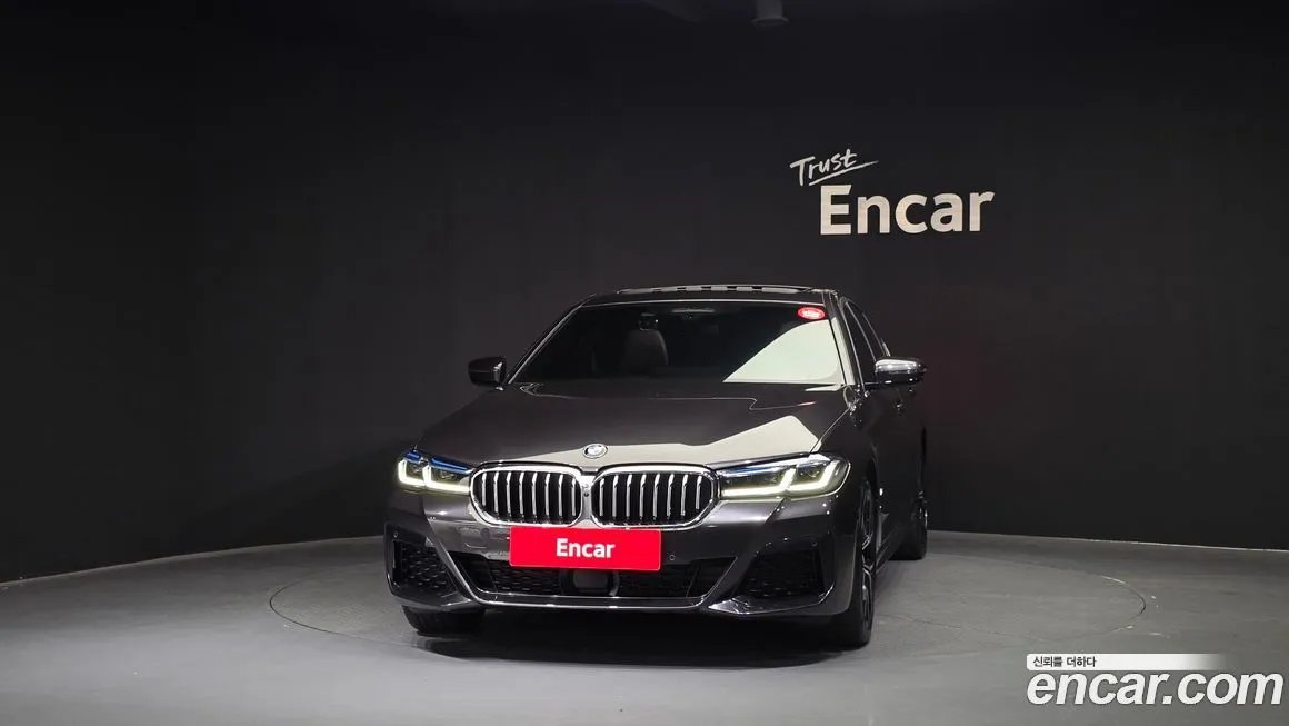 BMW 5-Series 2021 из KR, фото 2