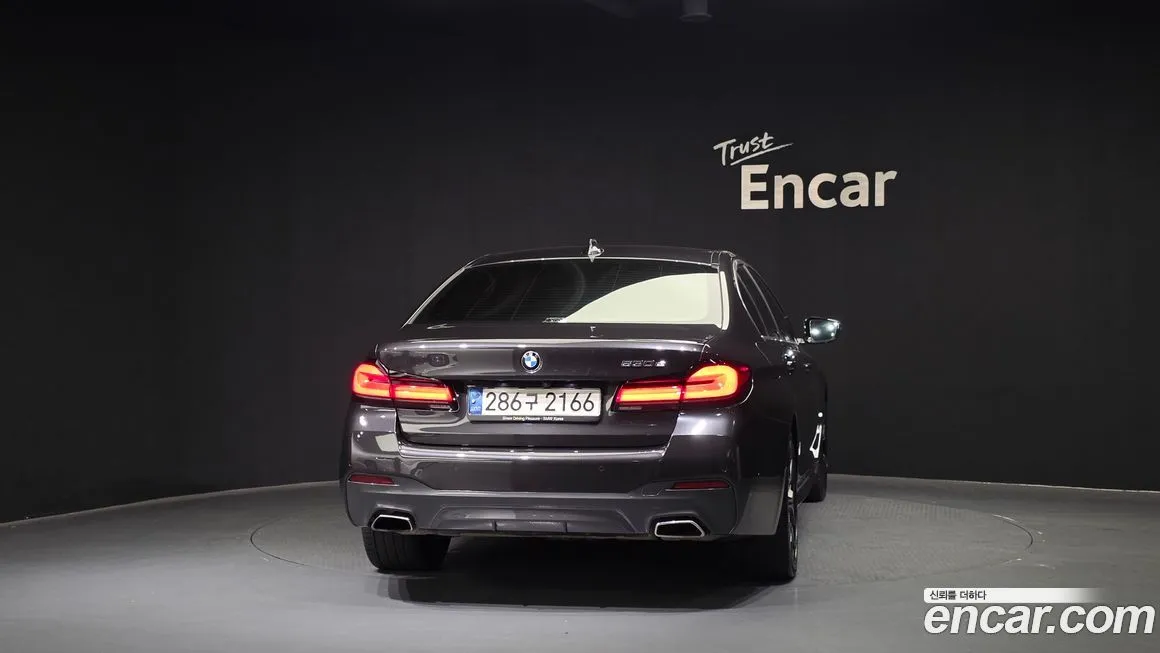 BMW 5-Series 2021 из KR, фото 3