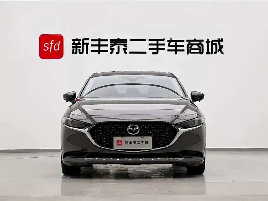 Mazda 3 Axela 2023 из CN, фото 3