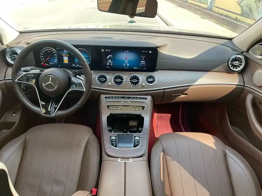 Mercedes-Benz E-Class 2022 из CN, фото 4