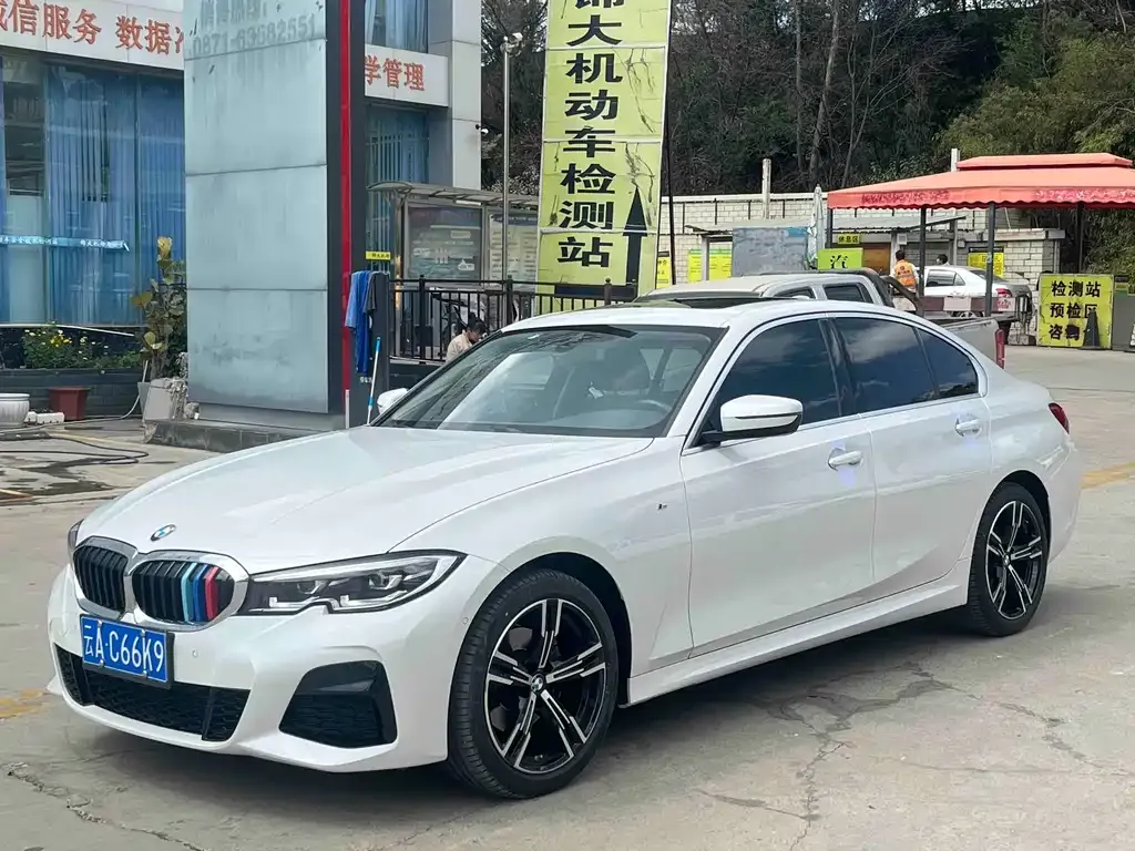 BMW 3 Series — фото 1