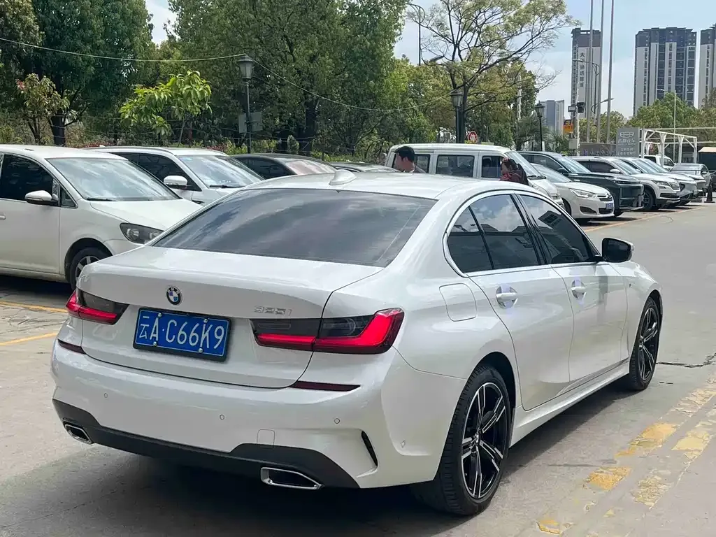 BMW 3 Series — фото 10
