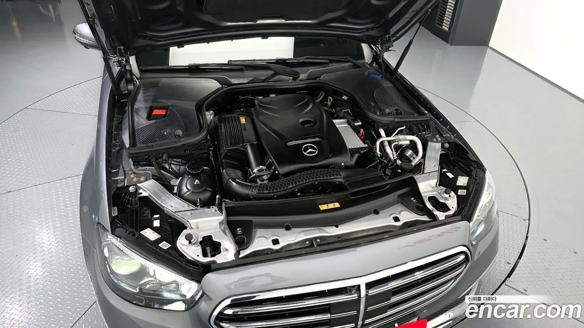 Mercedes-Benz E-Class 2022 из KR, фото 2