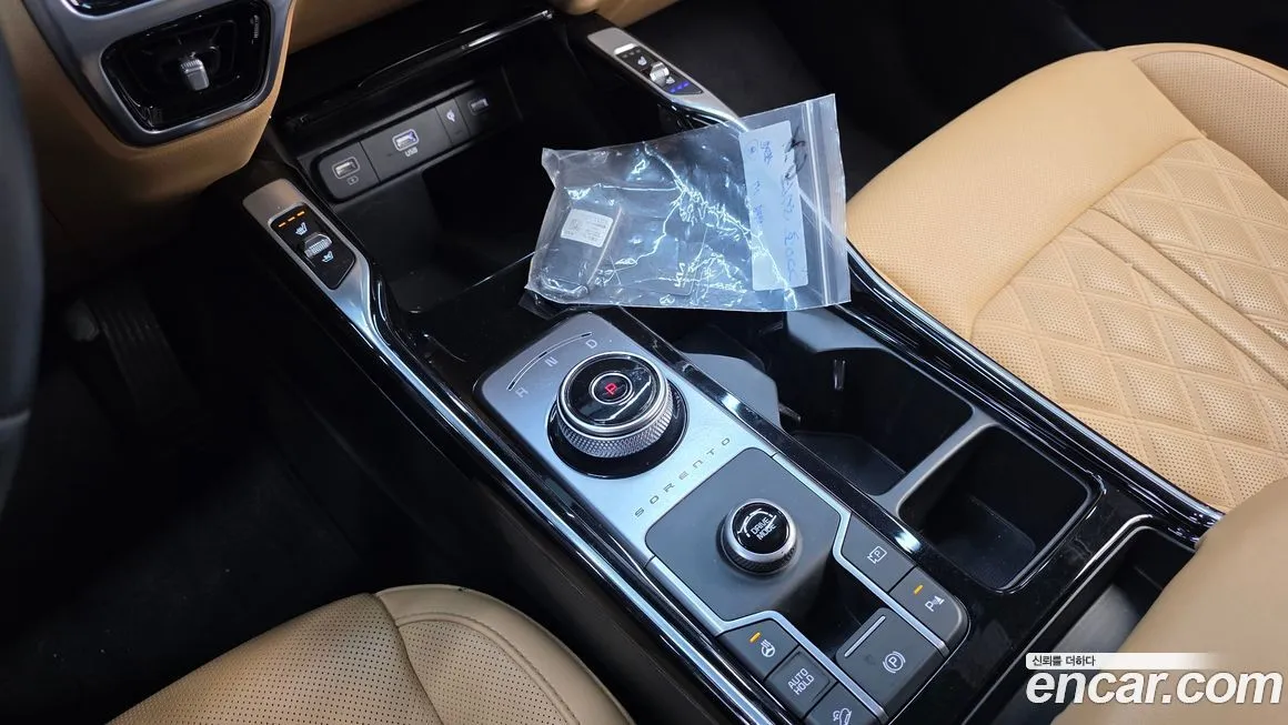 Kia Sorento — фото 10