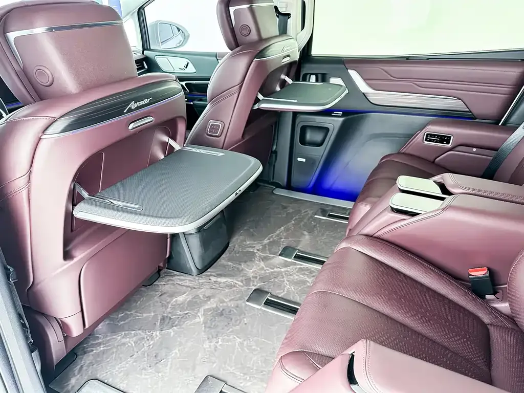 Buick Century 2024 из CN, фото 8
