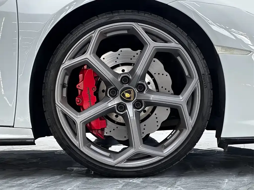 Lamborghini Huracan 2023 из CN, фото 6