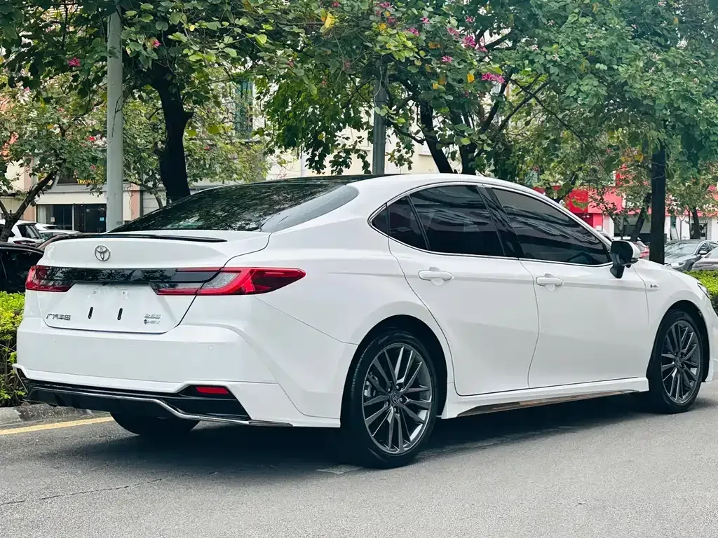 Toyota Camry 2025 из CN, фото 7