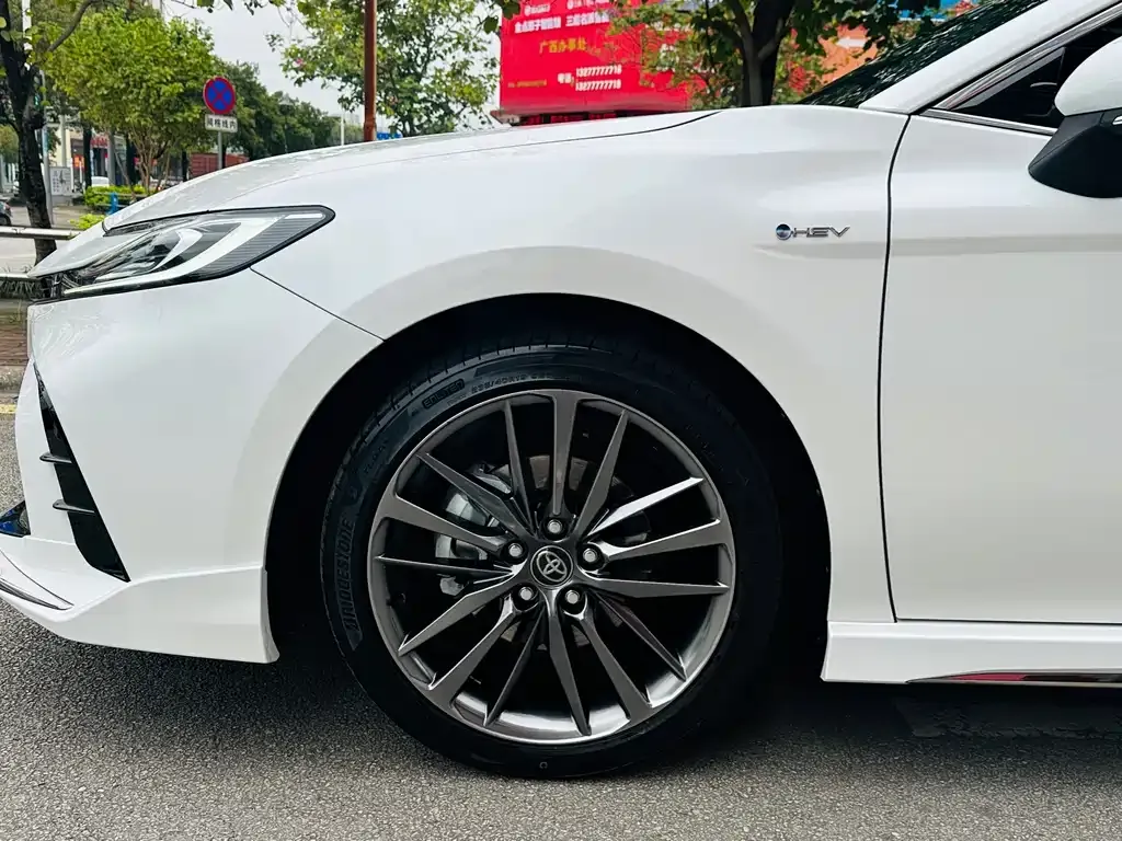 Toyota Camry 2025 из CN, фото 3