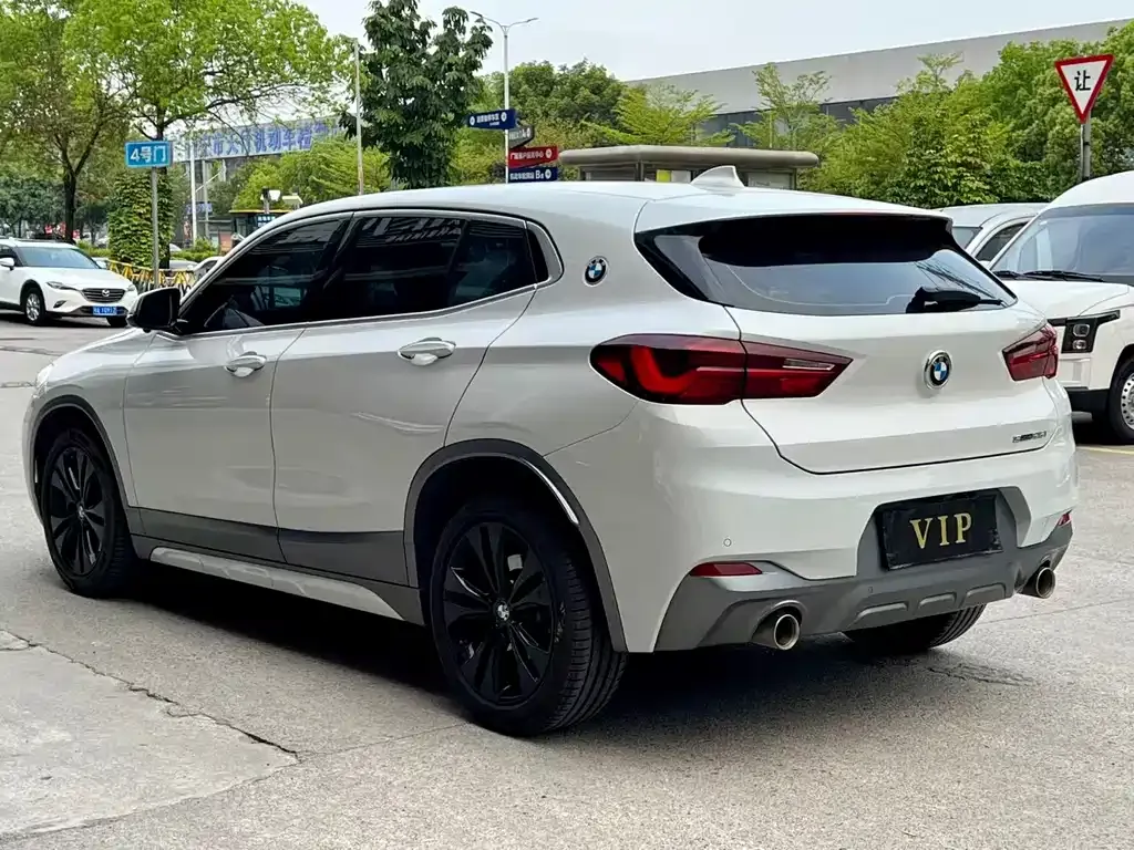 BMW X2 — фото 10