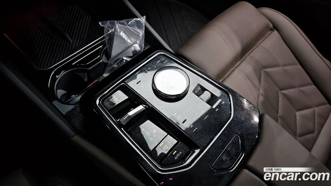 BMW 5-Series 2024 из KR, фото 7