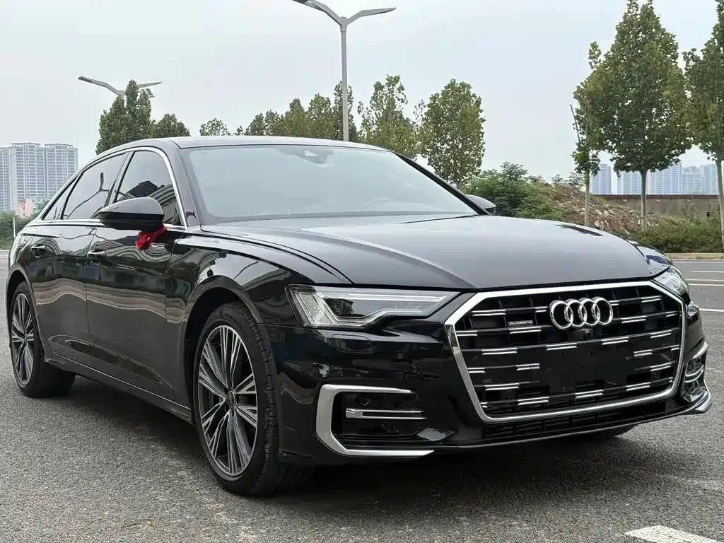Audi A6L 2025 из CN, фото 8