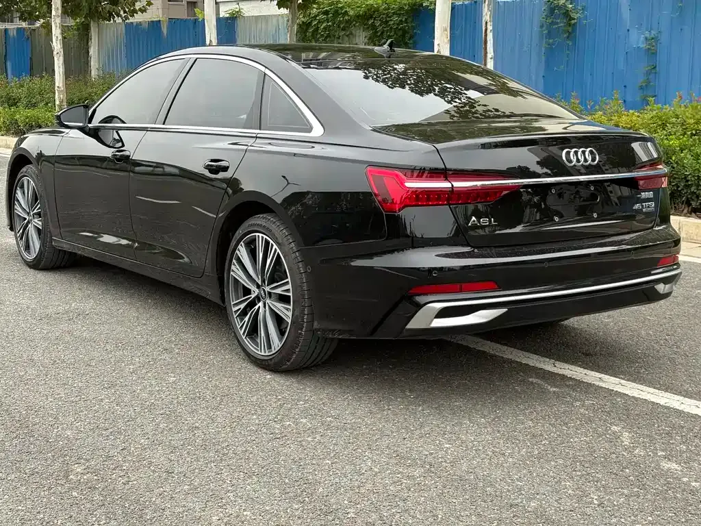 Audi A6L 2025 из CN, фото 6