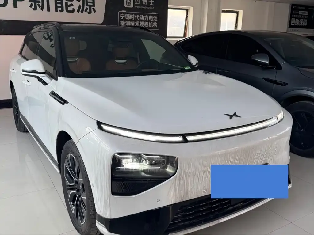 XPeng G9 2025 из CN, фото 1