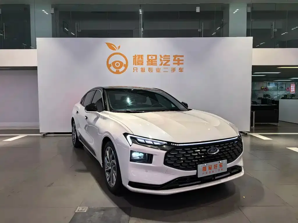 Ford Mondeo 2023 из CN, фото 2