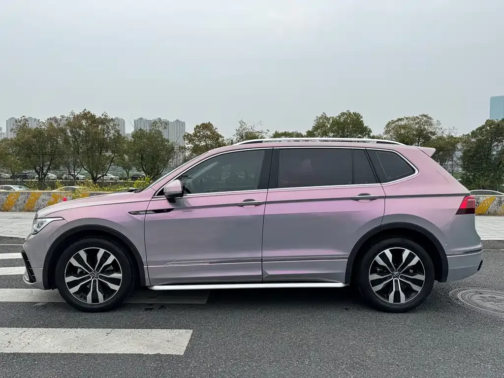 Volkswagen Tiguan L 2024 из CN, фото 3