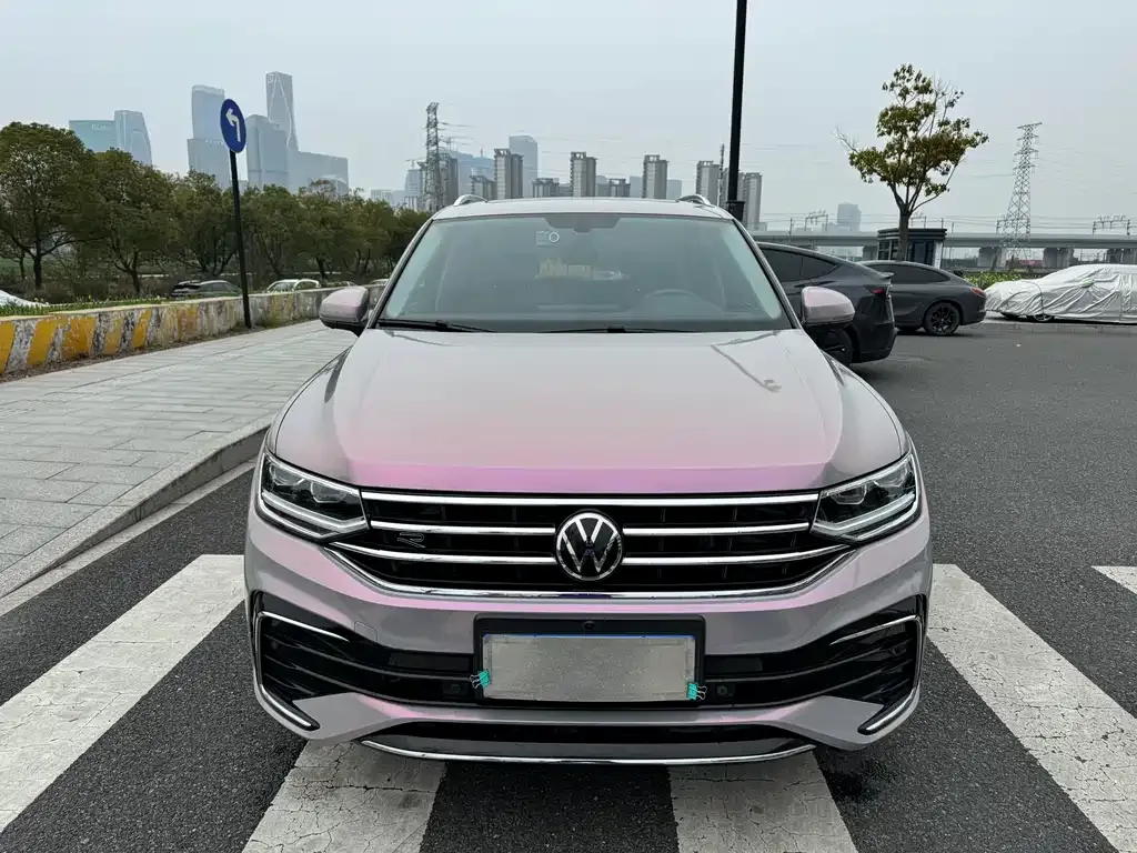 Volkswagen Tiguan L 2024 из CN, фото 4