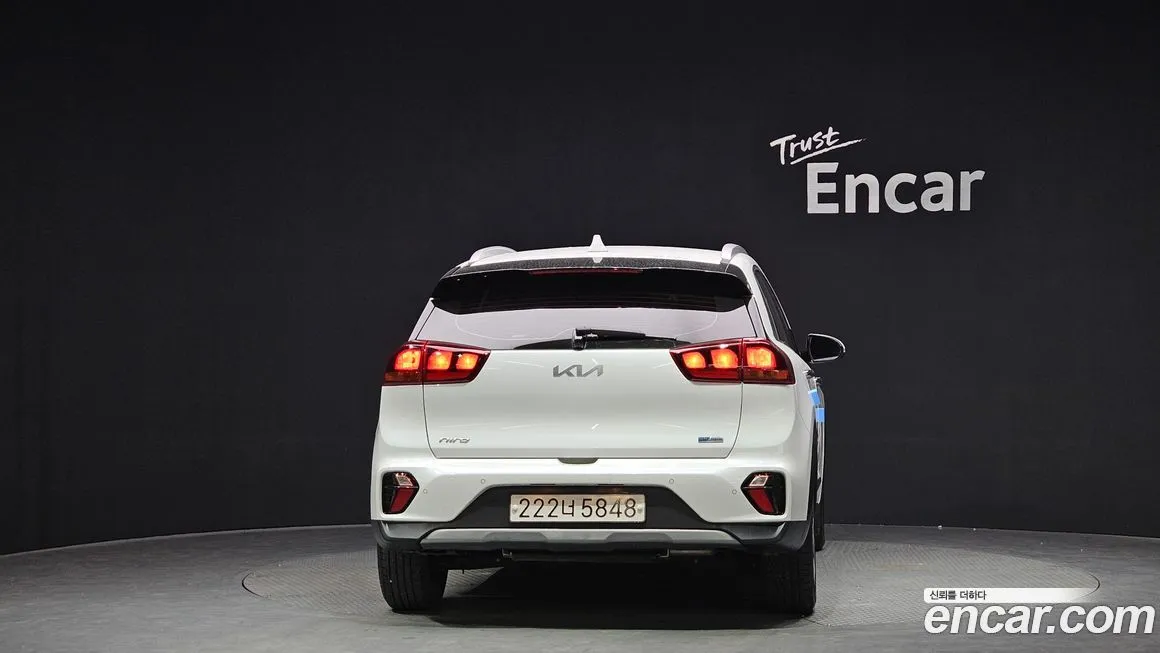 Kia Niro 2022 из KR, фото 2