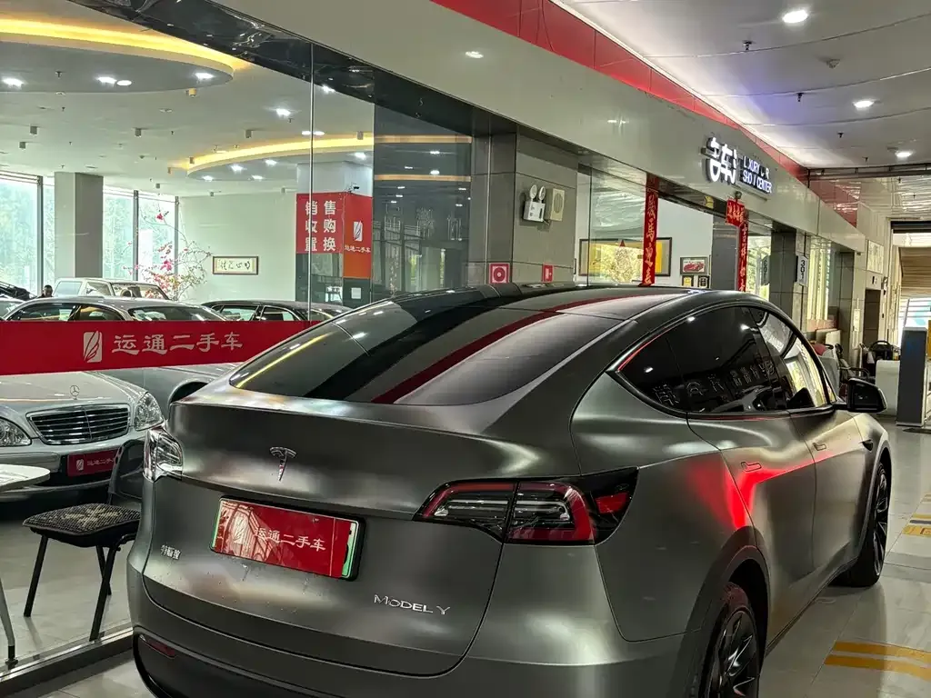 Tesla Model Y — фото 5