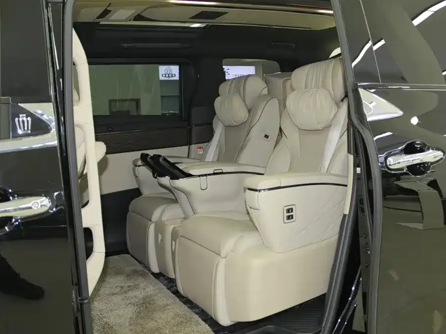 Toyota Vellfire 2024 из CN, фото 4