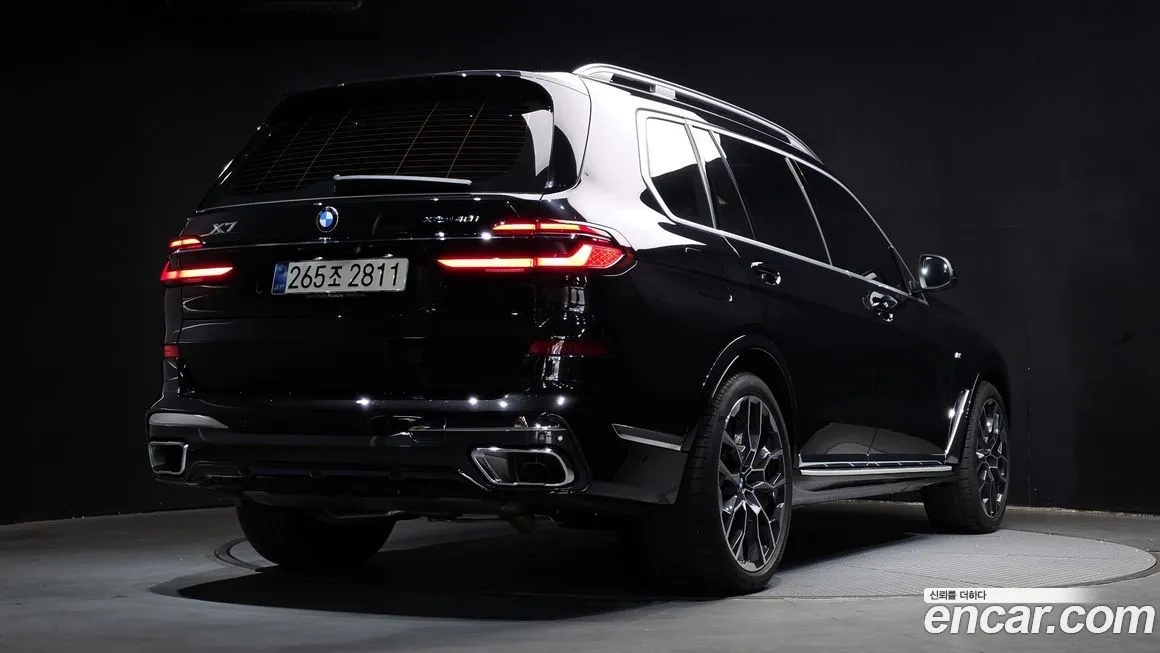 BMW X7 — фото 3