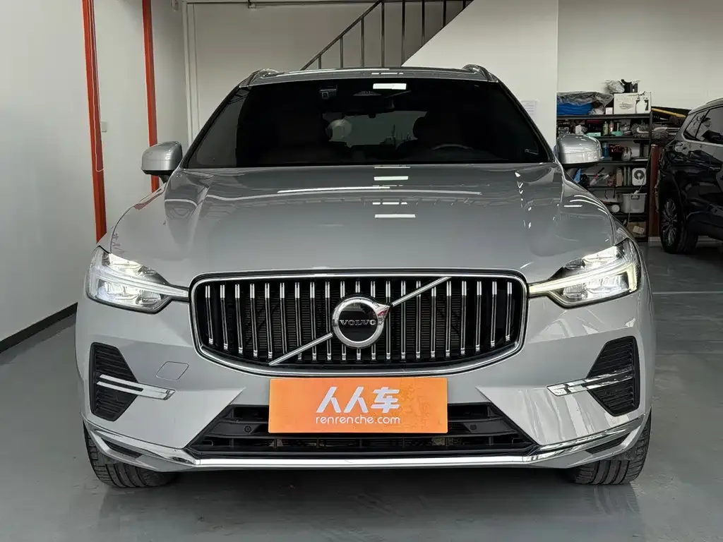 Volvo XC60 2023 из CN, фото 7