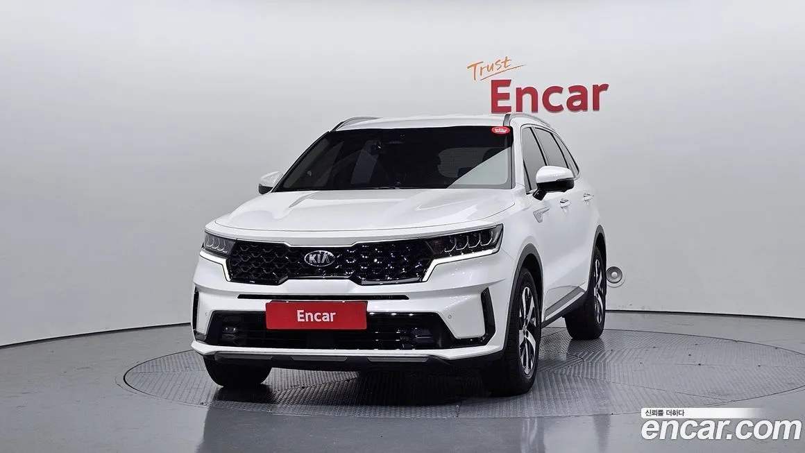 Kia Sorento — фото 7
