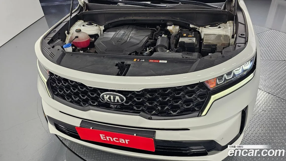 Kia Sorento — фото 10