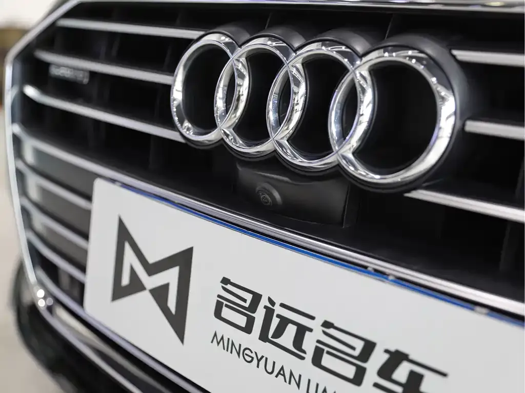 Audi A6L — фото 8
