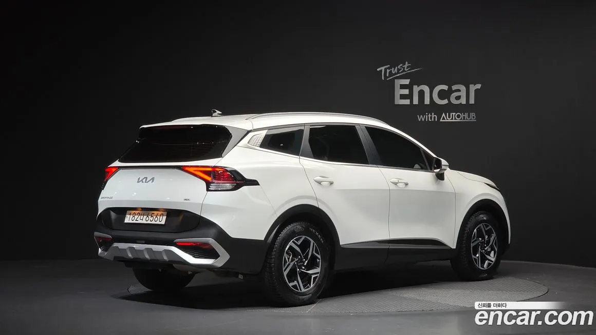 Kia Sportage — фото 8
