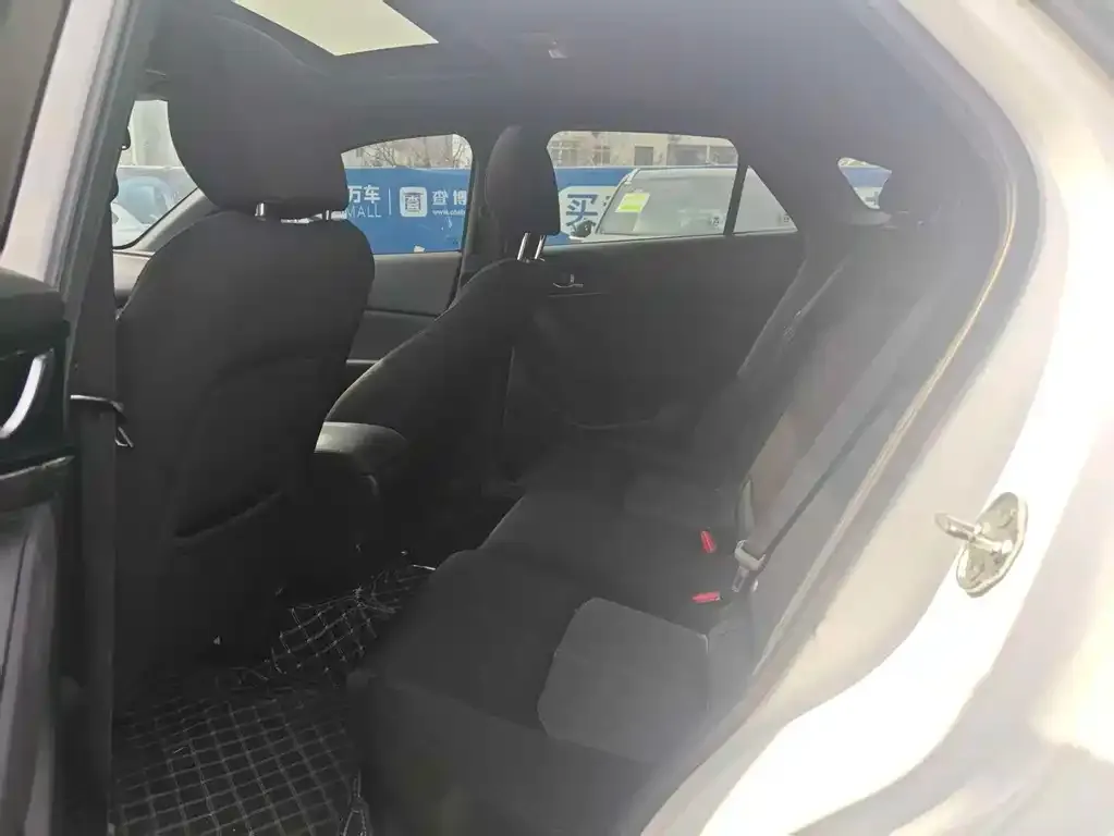 Mazda CX-4 2022 из CN, фото 4