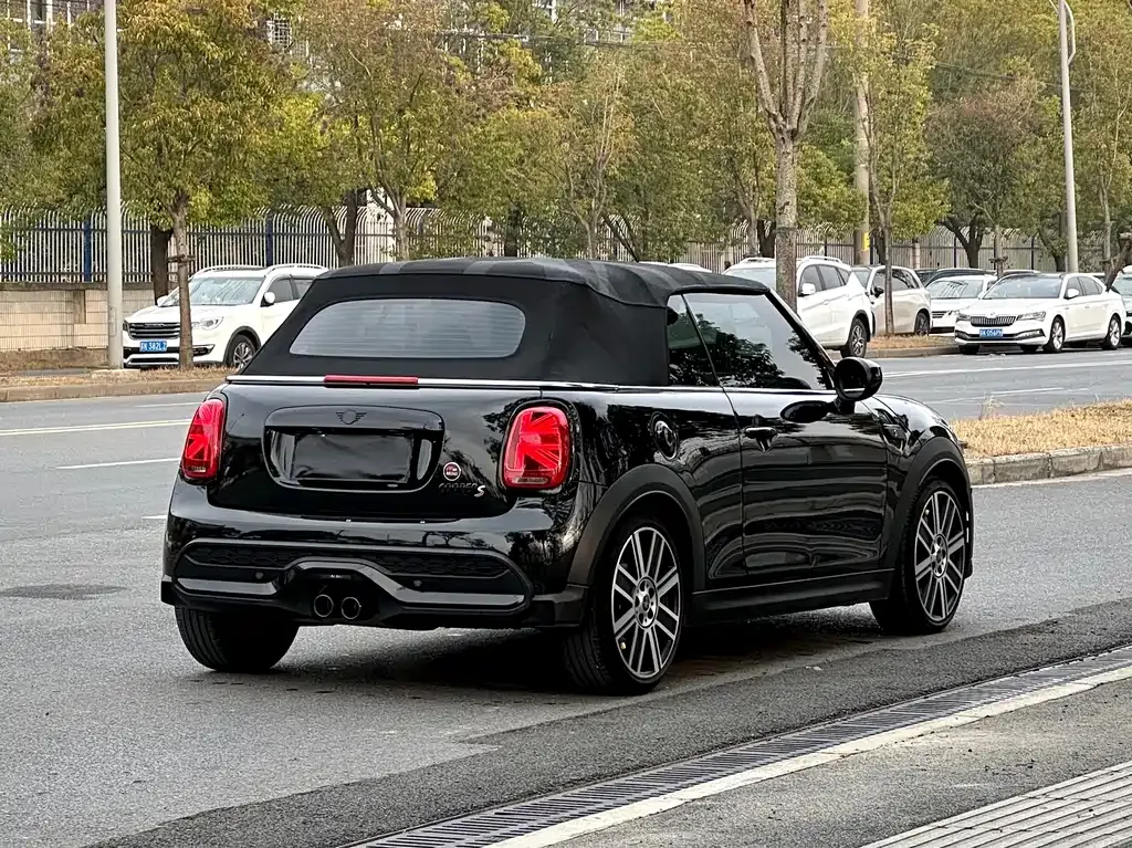 MINI Cooper (3-door) — фото 10
