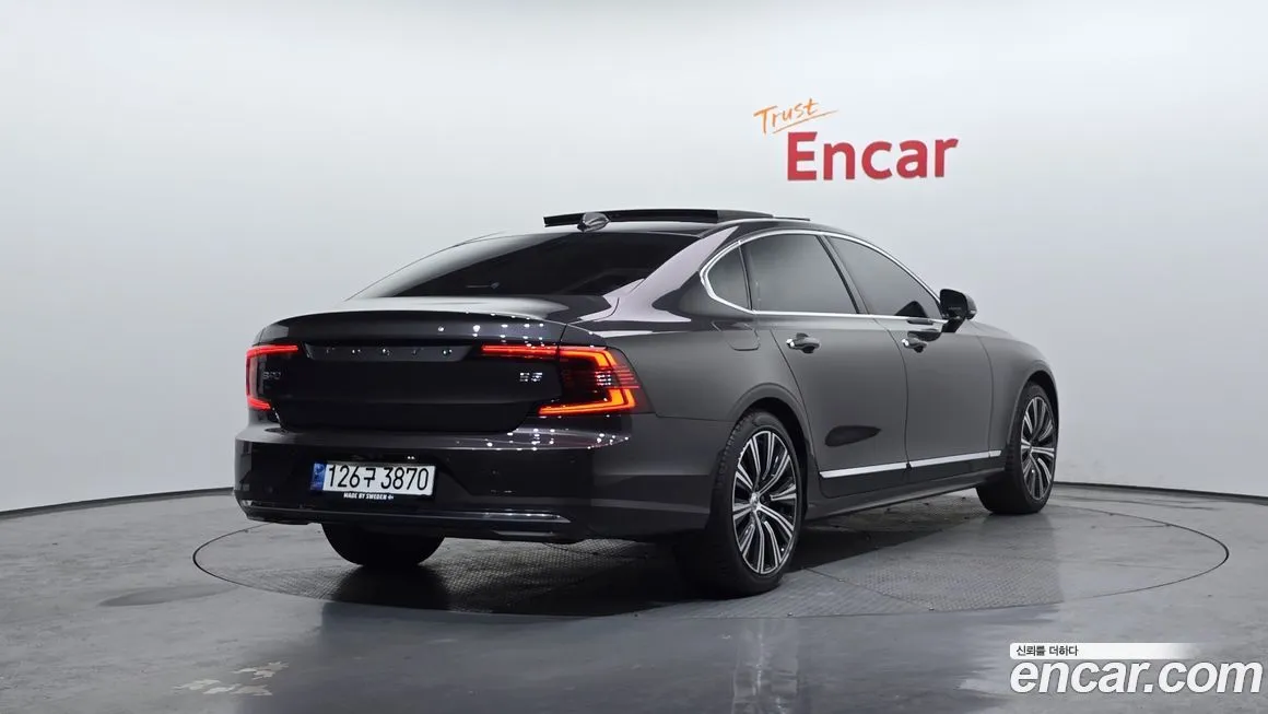 Volvo S90 — фото 10
