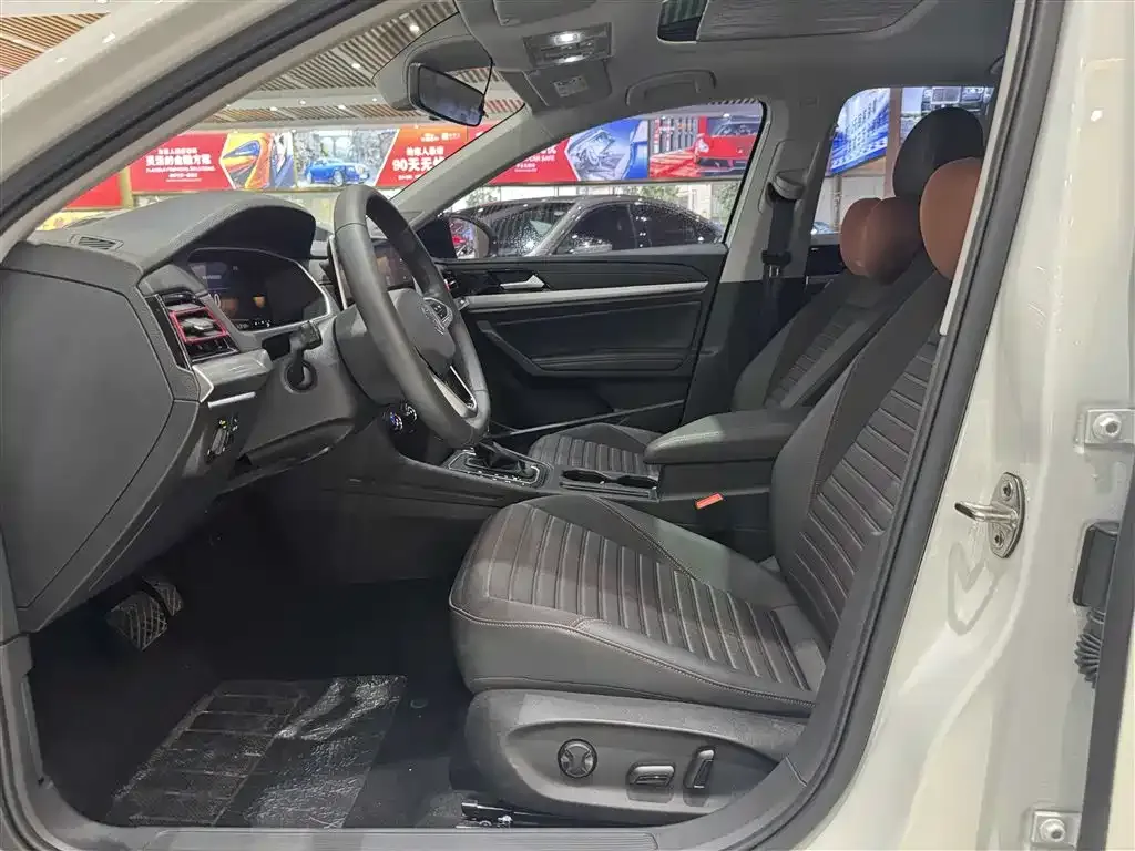 Volkswagen Lavida 2024 из CN, фото 4