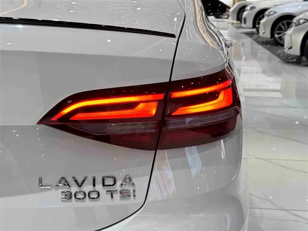 Volkswagen Lavida 2024 из CN, фото 2