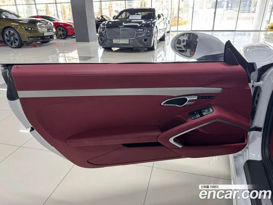 Porsche 718 2022 из KR, фото 4