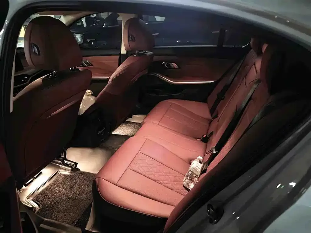 BMW 3 Series 2025 из CN, фото 3